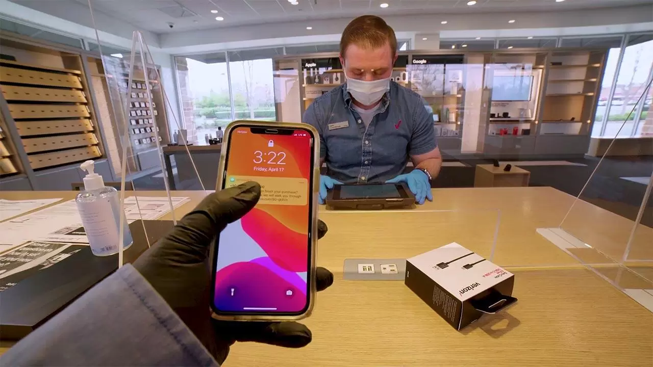 Touchless retail - Inside Verizon