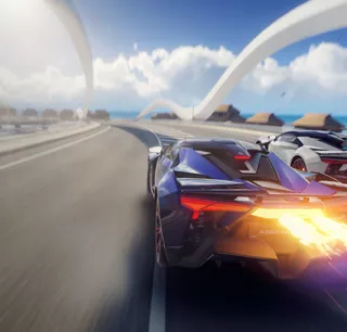 El marco de un videojuego con un auto a toda velocidad en una carretera sinuosa.